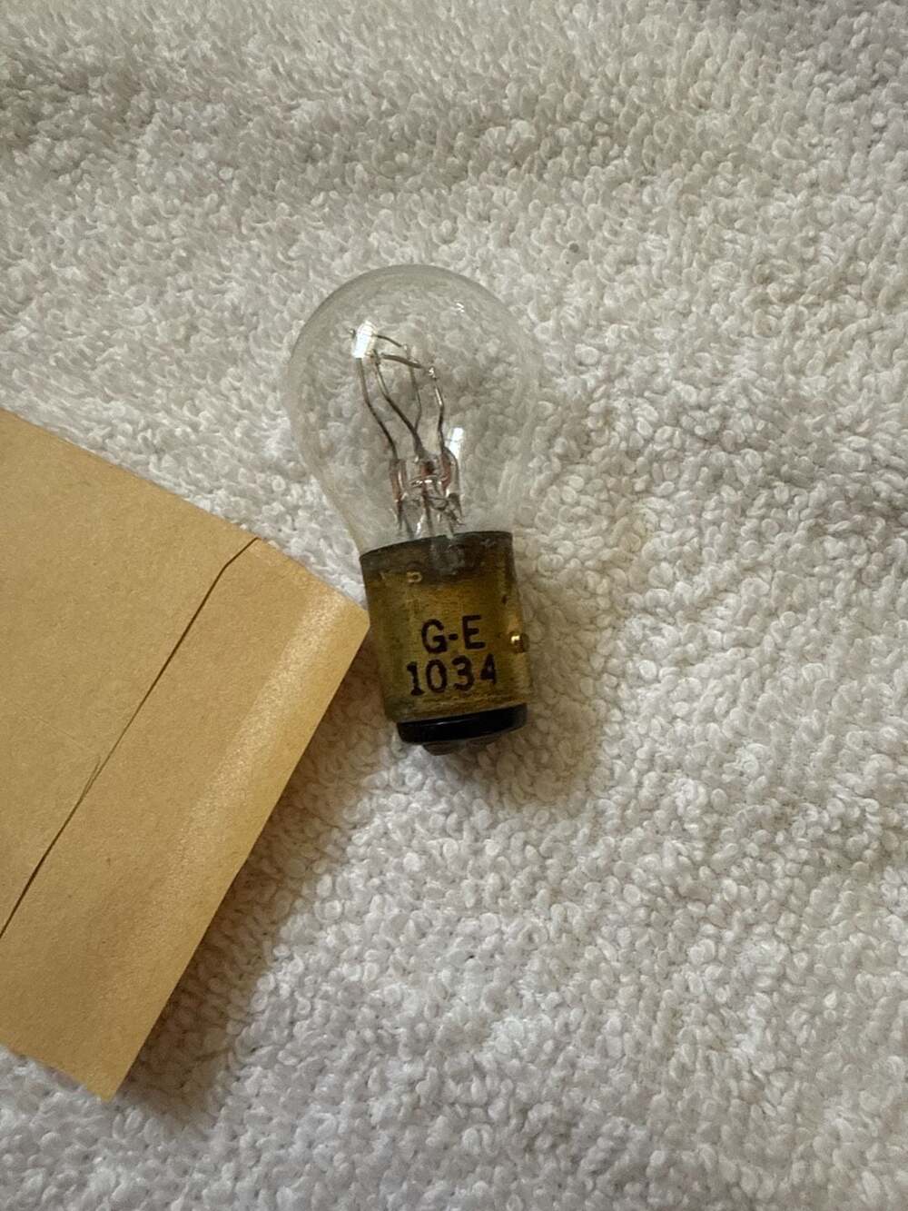 1 pack  Ge 1157 Snowmobile Taillight Replacement Bulb 12 Volt 32/3 Candle Power